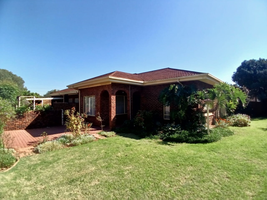 3 Bedroom Property for Sale in Roseville Gauteng