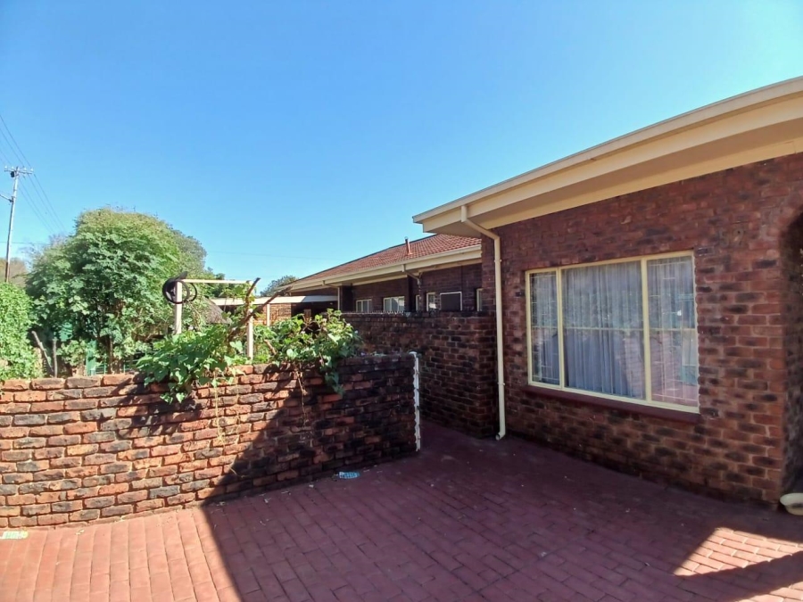 3 Bedroom Property for Sale in Roseville Gauteng