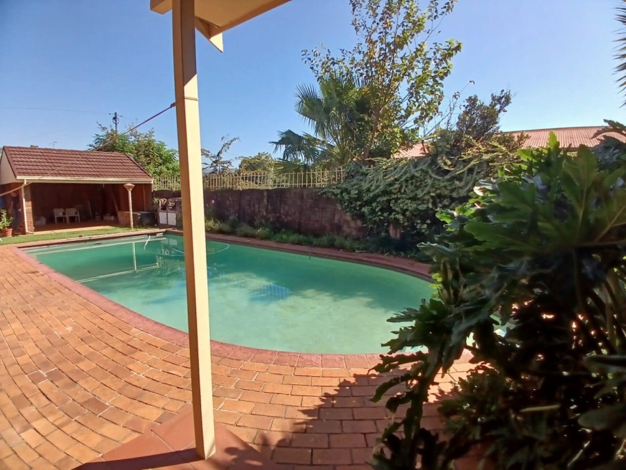 3 Bedroom Property for Sale in Roseville Gauteng