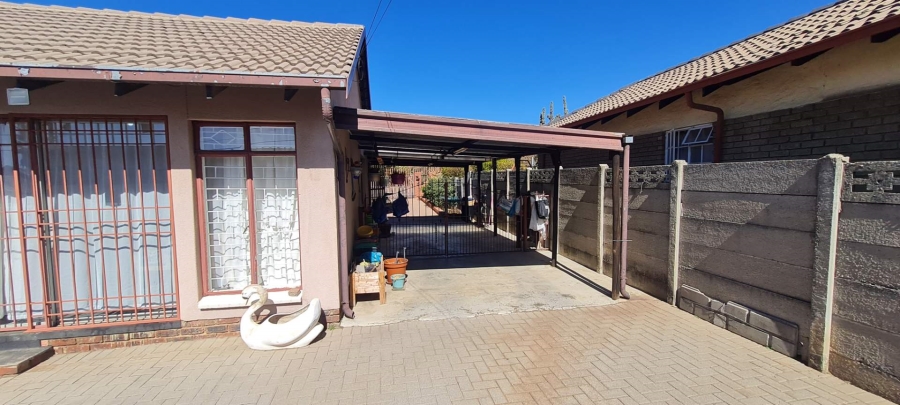 3 Bedroom Property for Sale in Elandspark Gauteng