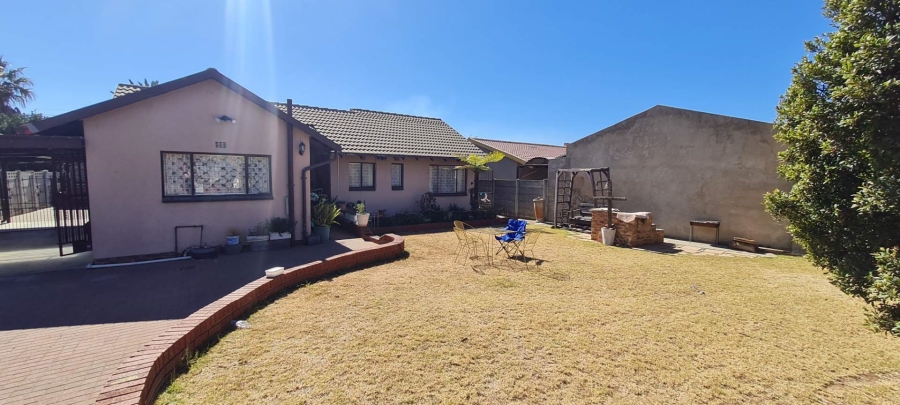 3 Bedroom Property for Sale in Elandspark Gauteng