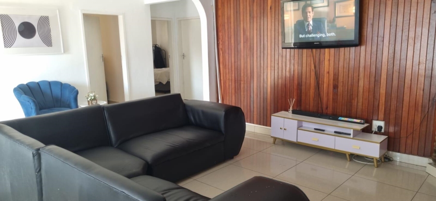 7 Bedroom Property for Sale in Kenilworth Gauteng