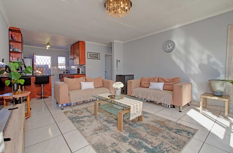 2 Bedroom Property for Sale in Wilgeheuwel Gauteng