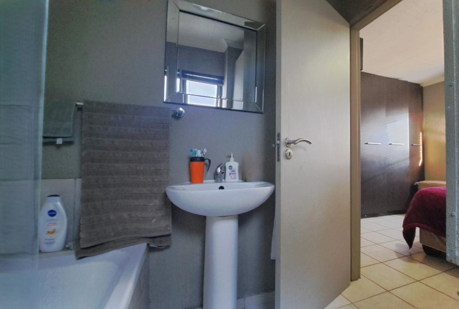 1 Bedroom Property for Sale in Randburg Gauteng