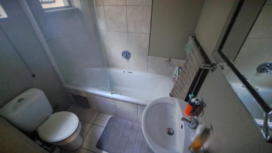 1 Bedroom Property for Sale in Randburg Gauteng