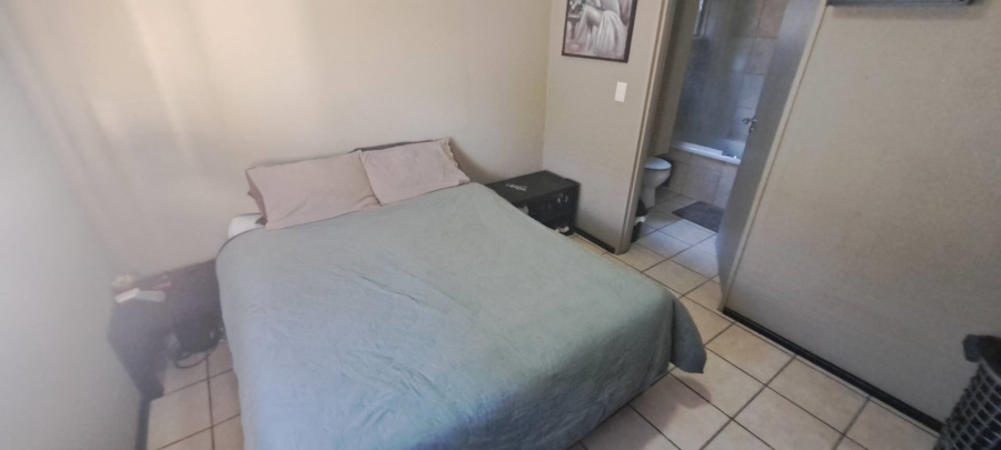 1 Bedroom Property for Sale in Randburg Gauteng