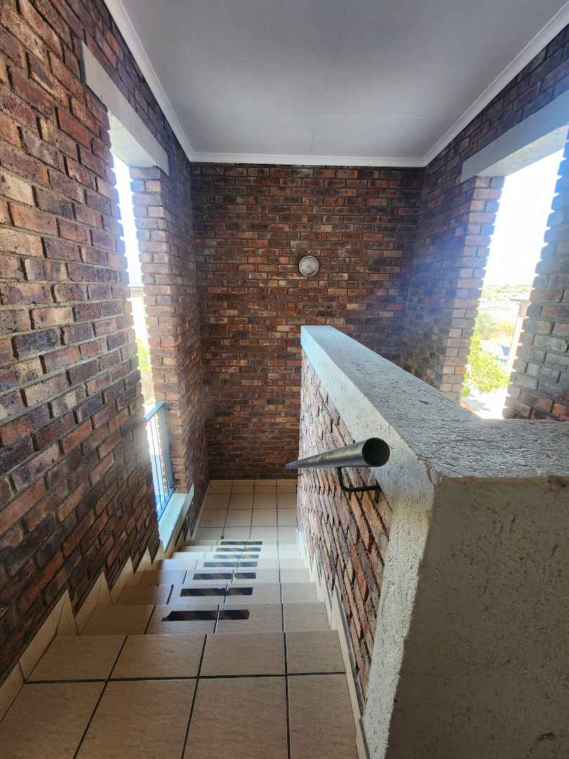 To Let 2 Bedroom Property for Rent in Rooihuiskraal North Gauteng