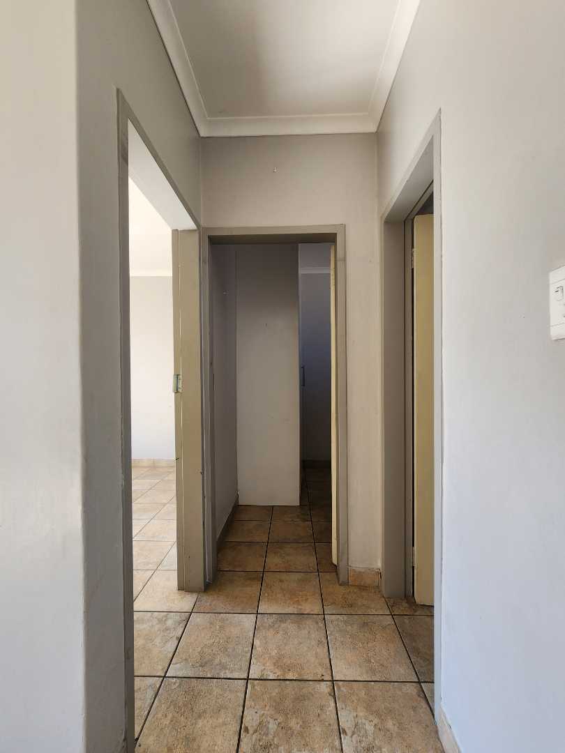 To Let 2 Bedroom Property for Rent in Rooihuiskraal North Gauteng