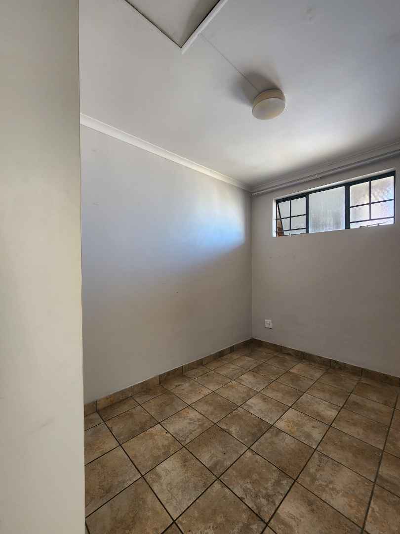 To Let 2 Bedroom Property for Rent in Rooihuiskraal North Gauteng