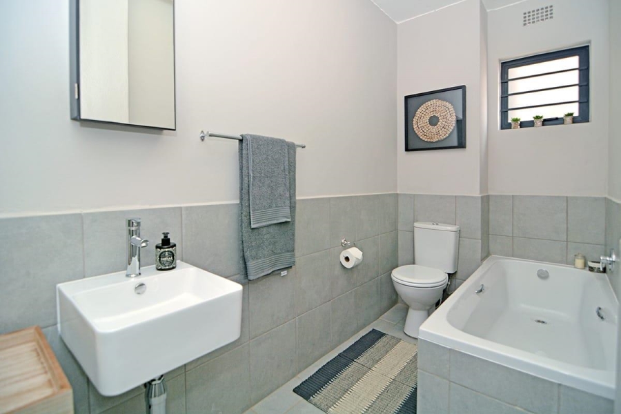 2 Bedroom Property for Sale in Centurion Central Gauteng