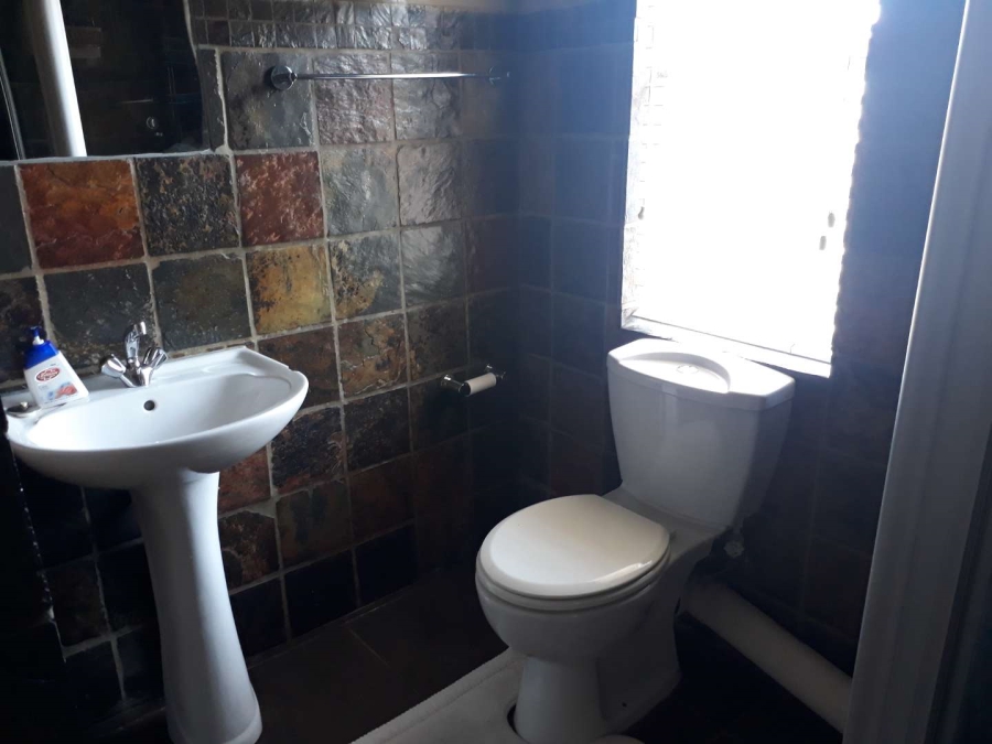 2 Bedroom Property for Sale in Sundowner Gauteng