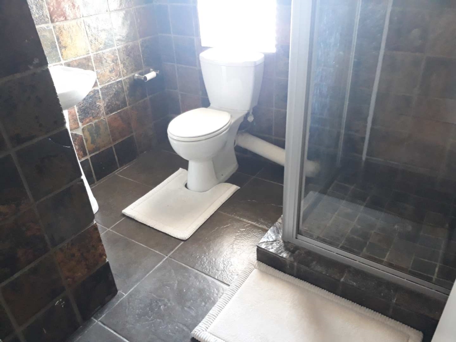 2 Bedroom Property for Sale in Sundowner Gauteng