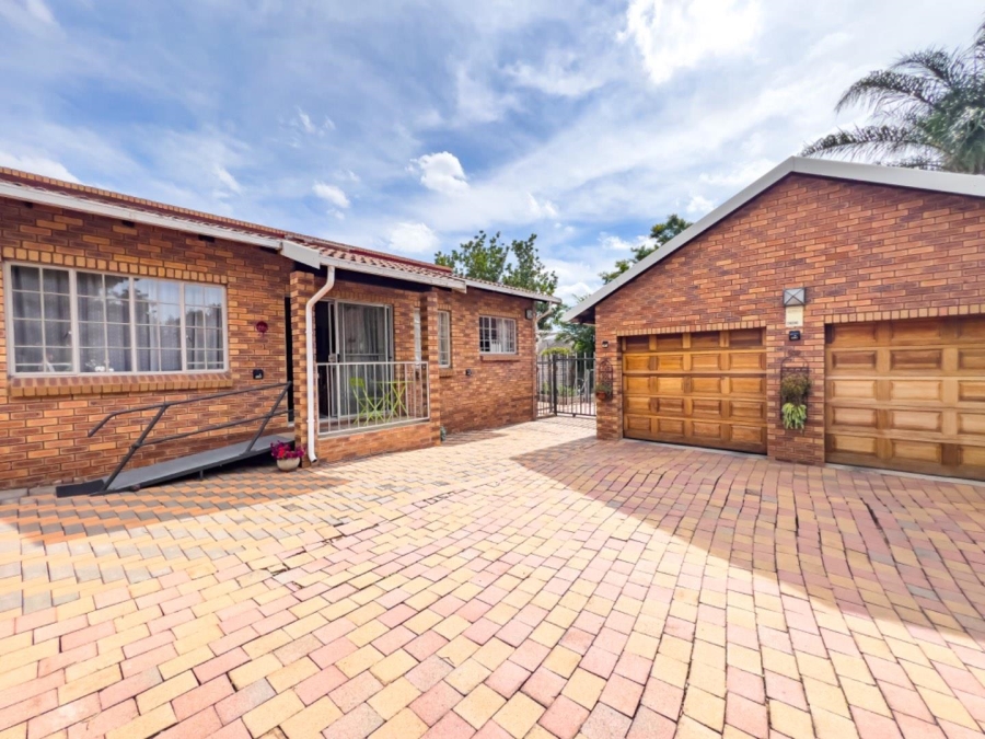 3 Bedroom Property for Sale in The Reeds Gauteng