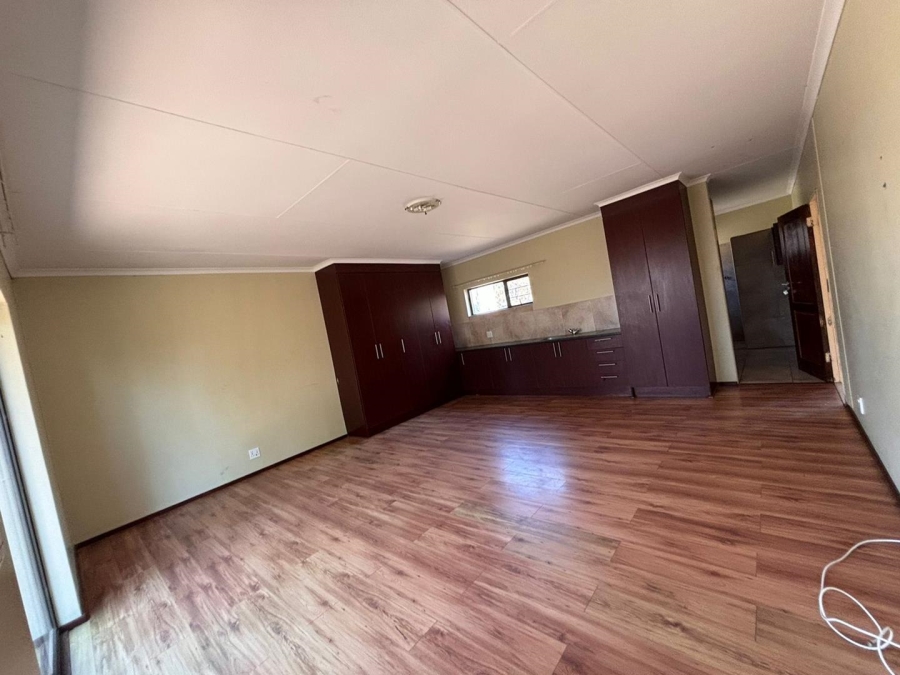 6 Bedroom Property for Sale in Six Fountains Residential Estate Gauteng