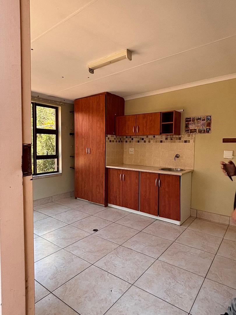 6 Bedroom Property for Sale in Six Fountains Residential Estate Gauteng