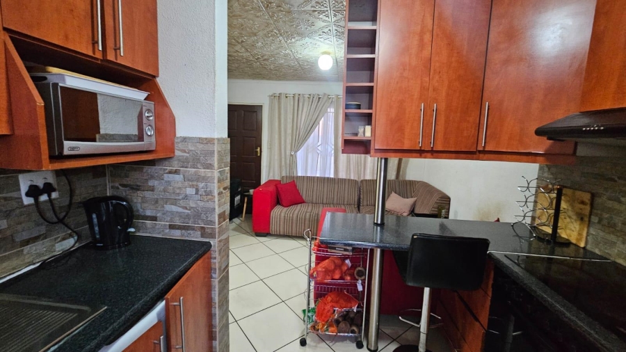 2 Bedroom Property for Sale in Windmill Park Gauteng