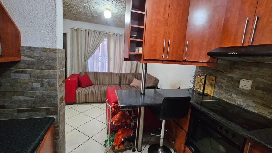 2 Bedroom Property for Sale in Windmill Park Gauteng