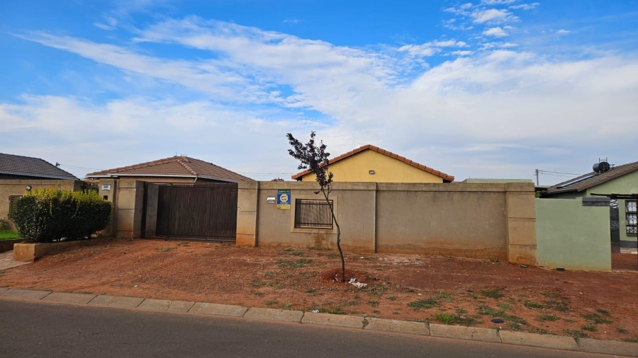 2 Bedroom Property for Sale in Protea Glen Gauteng