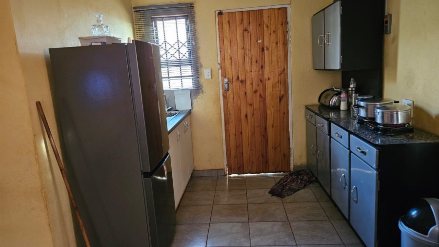 2 Bedroom Property for Sale in Protea Glen Gauteng