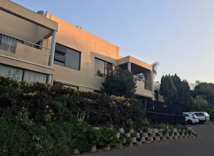 1 Bedroom Property for Sale in Weltevreden Park Gauteng