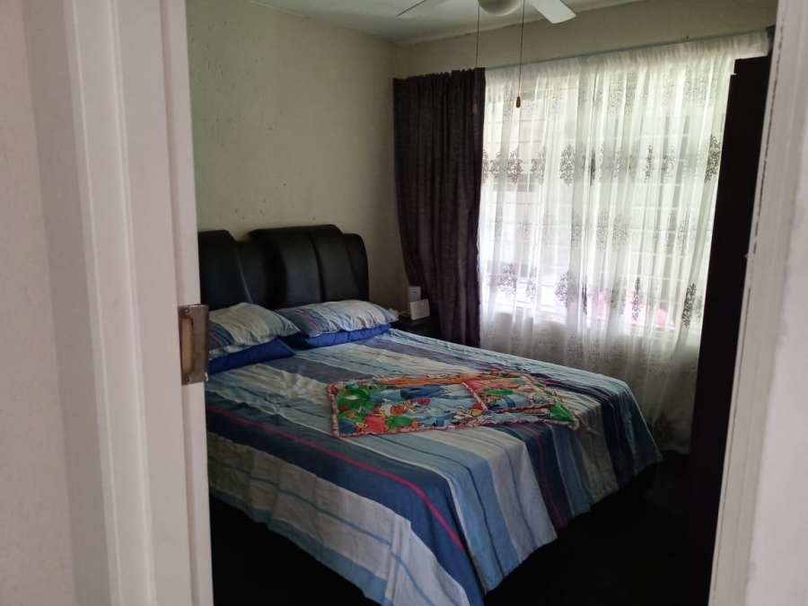 1 Bedroom Property for Sale in Weltevreden Park Gauteng