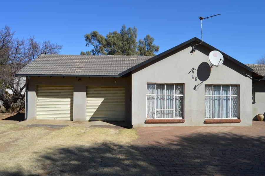 3 Bedroom Property for Sale in Brackendowns Gauteng