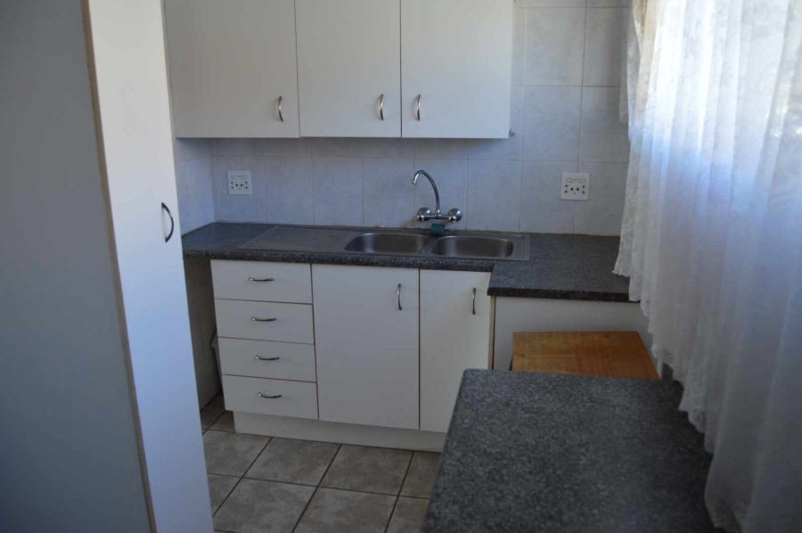 3 Bedroom Property for Sale in Brackendowns Gauteng