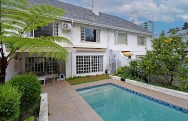 4 Bedroom Property for Sale in Sandown Gauteng