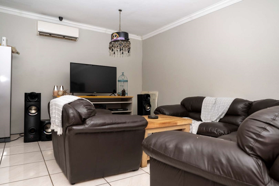 4 Bedroom Property for Sale in Sinoville Gauteng