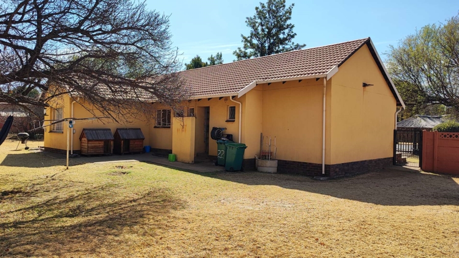 3 Bedroom Property for Sale in Brackenhurst Gauteng