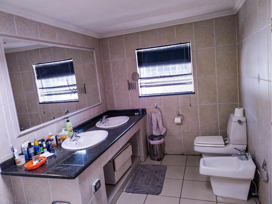 4 Bedroom Property for Sale in Bramley Gauteng