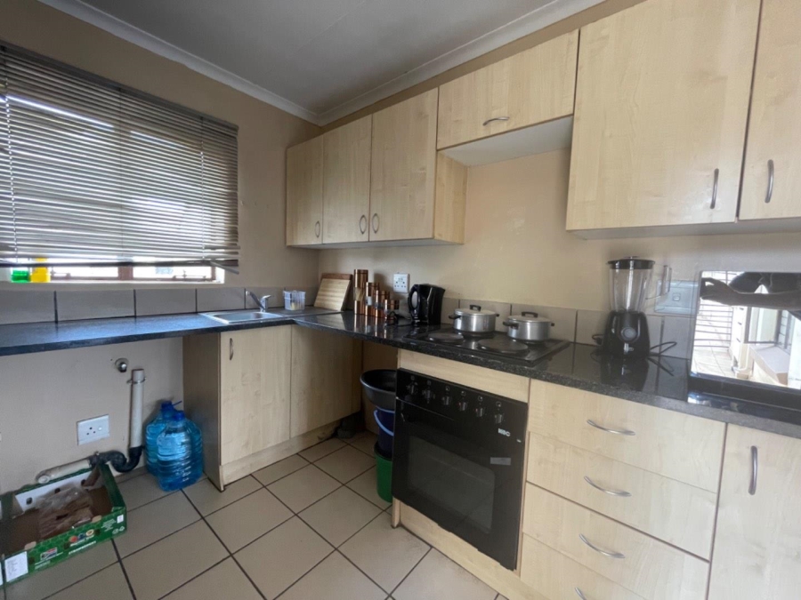 2 Bedroom Property for Sale in Esther Park Gauteng