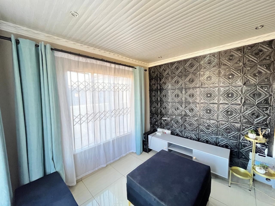 3 Bedroom Property for Sale in Soshanguve VV Gauteng