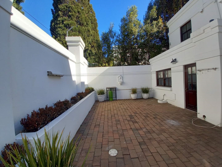 To Let 4 Bedroom Property for Rent in Bryanston West Gauteng