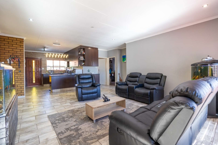 3 Bedroom Property for Sale in Mayberry Park Gauteng