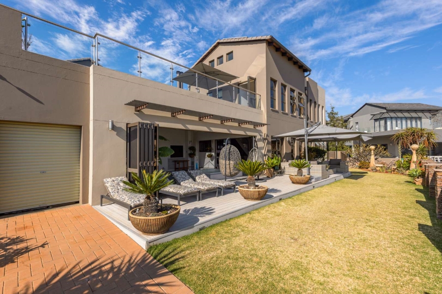 11 Bedroom Property for Sale in Copperleaf Estate Gauteng