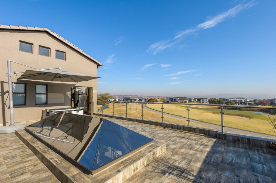 11 Bedroom Property for Sale in Copperleaf Estate Gauteng