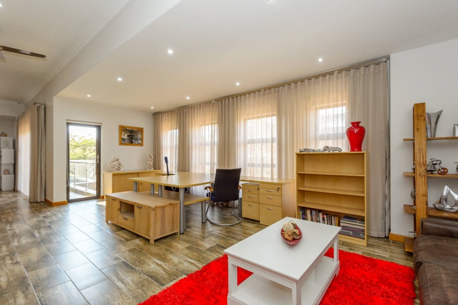 11 Bedroom Property for Sale in Copperleaf Estate Gauteng