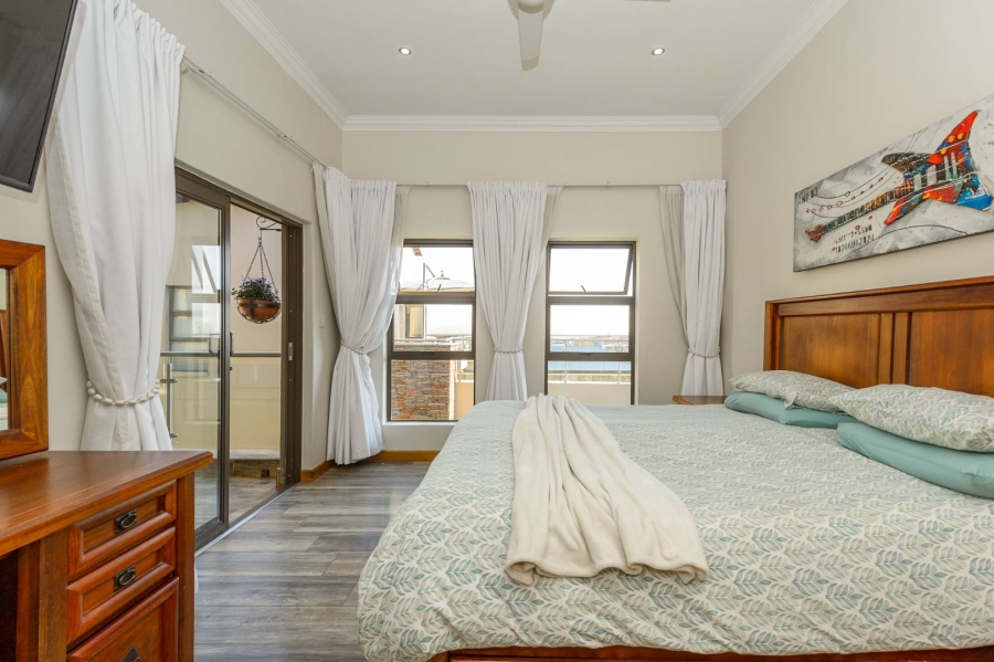 11 Bedroom Property for Sale in Copperleaf Estate Gauteng