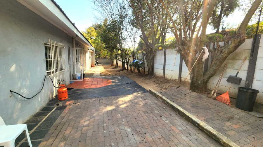 5 Bedroom Property for Sale in Ferndale Gauteng