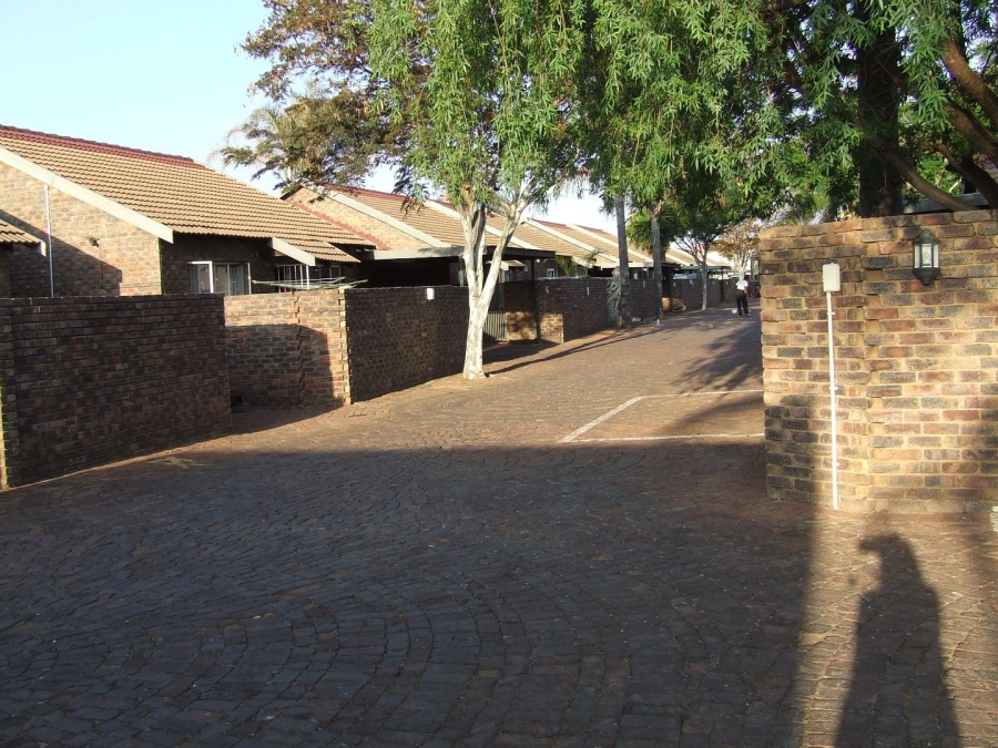 1 Bedroom Property for Sale in Doornpoort Gauteng