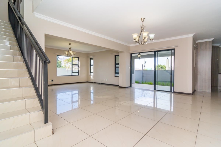 4 Bedroom Property for Sale in Homes Haven Gauteng