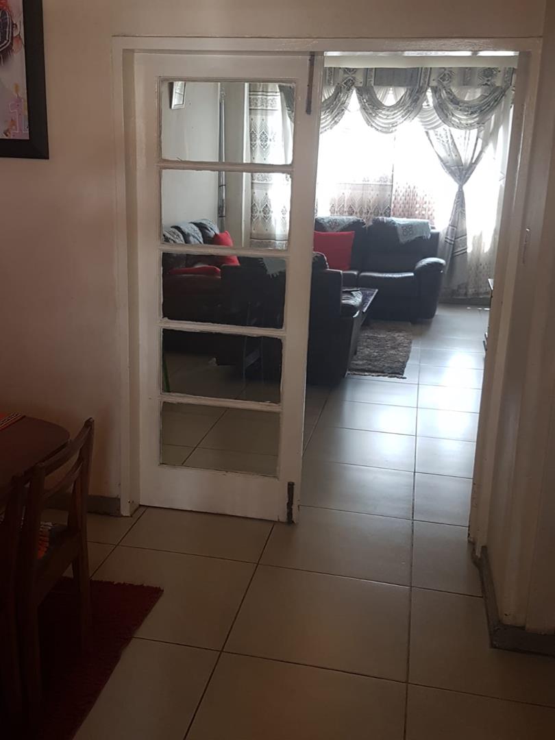 2 Bedroom Property for Sale in Booysens Gauteng