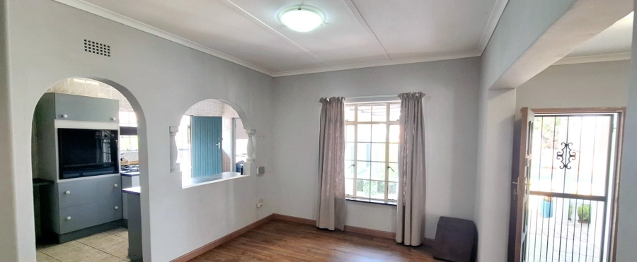 4 Bedroom Property for Sale in Alberante Ext 1 Gauteng