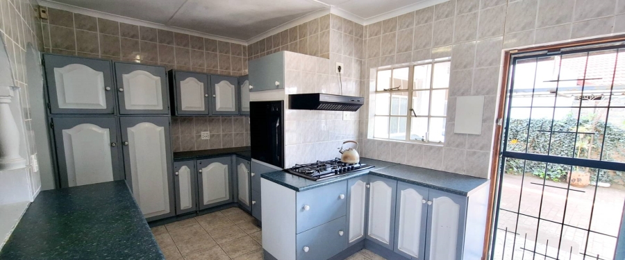 4 Bedroom Property for Sale in Alberante Ext 1 Gauteng