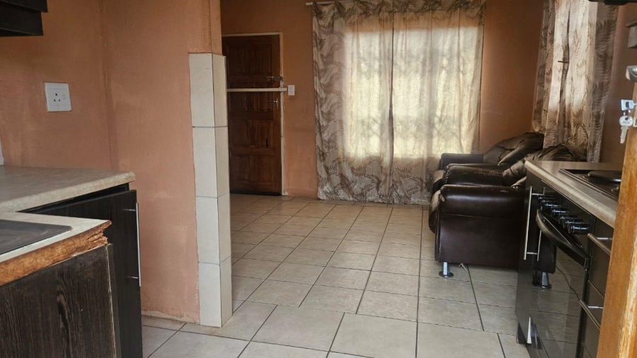 2 Bedroom Property for Sale in Protea Glen Gauteng