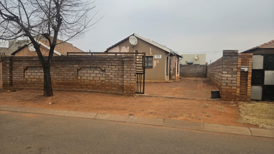 2 Bedroom Property for Sale in Protea Glen Gauteng