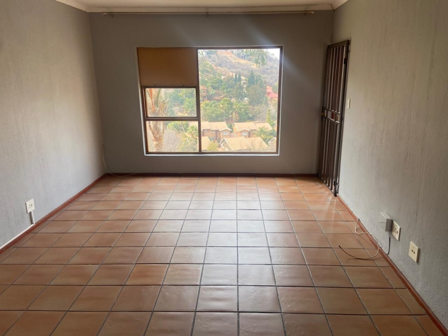 2 Bedroom Property for Sale in Bassonia Gauteng