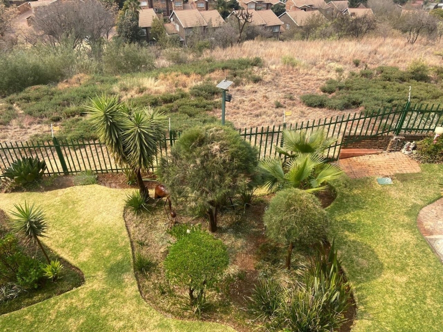 2 Bedroom Property for Sale in Bassonia Gauteng