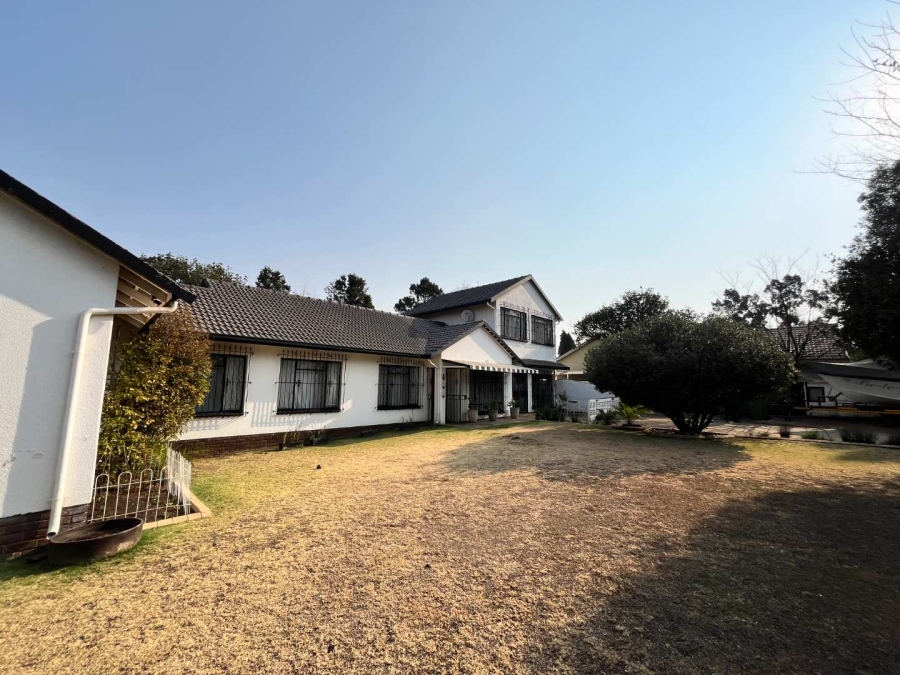 4 Bedroom Property for Sale in Brackenhurst Gauteng